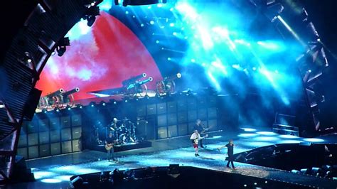 Stade de france date : AC/DC - For Those About To Rock (We salute you) - Stade de ...