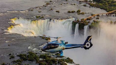 cataratas del iguazú tour en helicóptero getyourguide