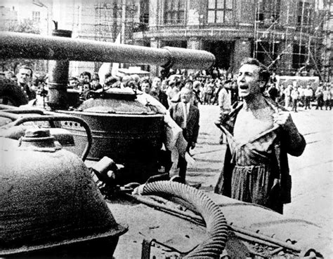 Events of the prague spring. The end of the Prague Spring | History revision for GCSE ...