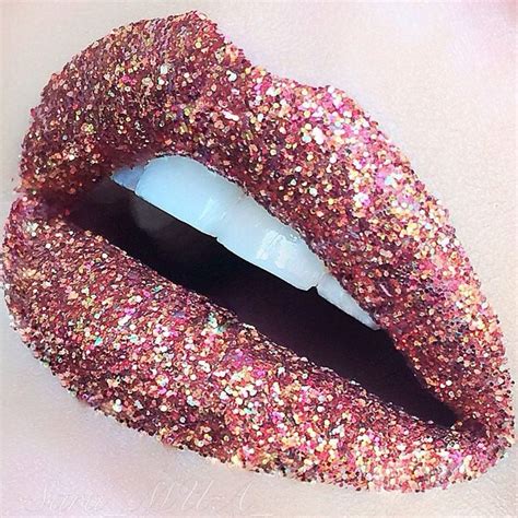 Glittering Lips 💋 Lips Essentials Glitter Lips Sexy Lips