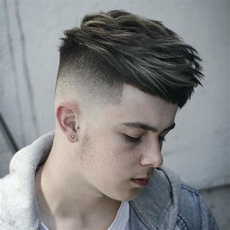 There's a lot of hairstyle possibilities with thick hair, but it can also be unruly and hard to tame. THE Best Men's Haircuts + Hairstyles (Ultimate Roundup!)