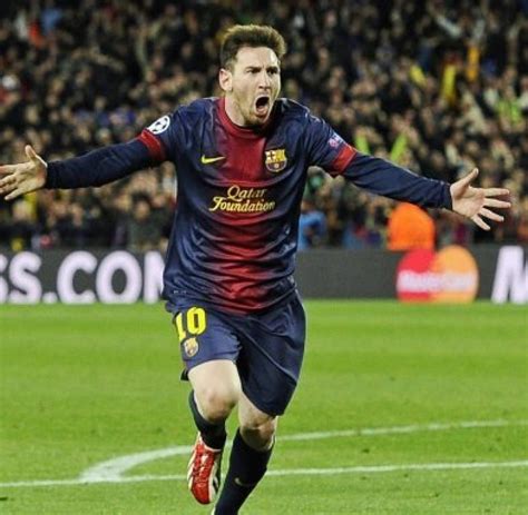 Lionel messi stand im sommer offenbar kurz vor einem wechsel in die premier league zum fc chelsea. Fußball-Spanien: Messi: "Kann nur für Barcelona spielen ...
