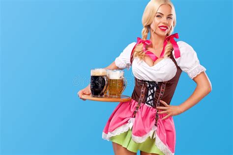 Bierpartei Sexy Oktoberfest Frau Kellnerin In München Das Ein Traditionelles Deutsches