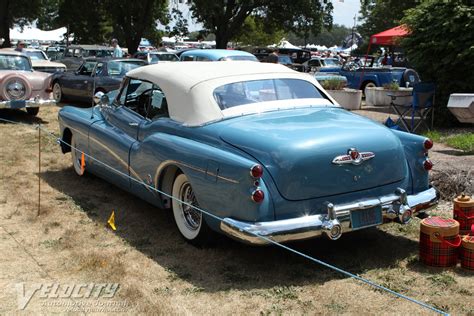 It was buick's fiftieth anniversary and a couple of things stood out that year. 1953 Buick Roadmaster Skylark convertible coupe pictures