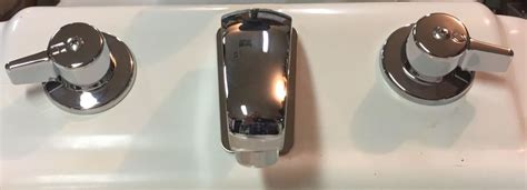 Replacing a faucet stem is an economical alternative to replacing the entire faucet. Specfct