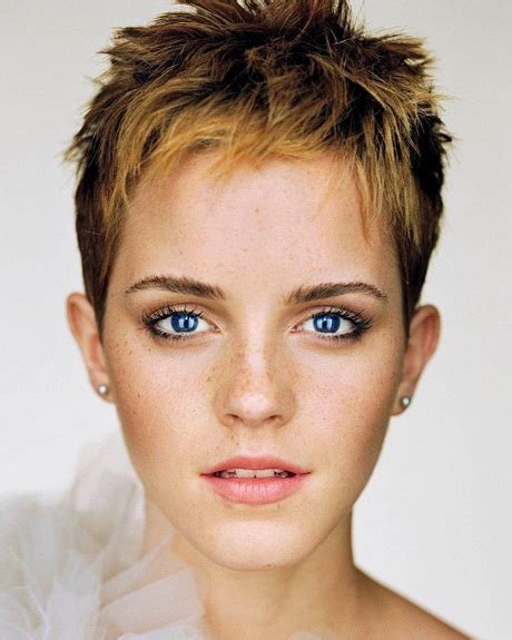 Celebrities With Pixie Haircuts Style And Beauty