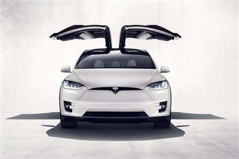 Tesla Master Plan Elon Musk Wants To Focus On Solar Self Driving And