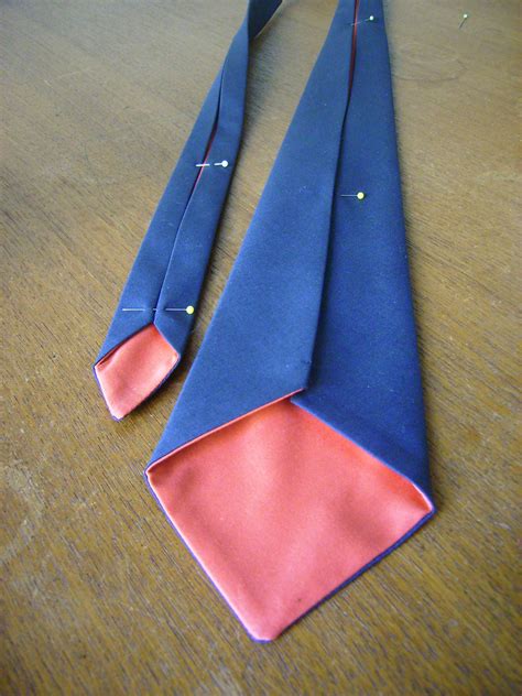 Gently fold paper in half along both diagonals to make soft lines. How to make a tie