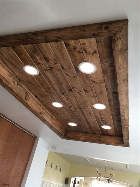 Track lighting and recessed ceiling lights sometimes use floodlight bulbs instead of standard bulbs. 29+ Small Kitchen Lighting Ideas Pictures for Low Ceilings ...