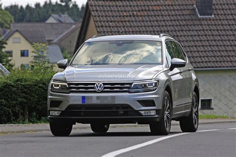 Volkswagen Tiguan Xl Spied Without Camouflage Looks Exactly As