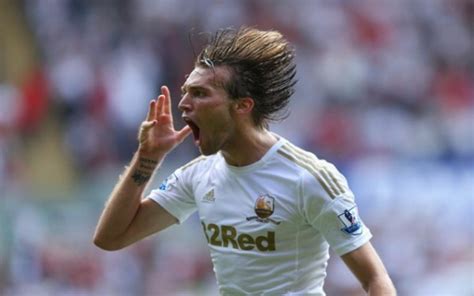Arsenal Fc Transfer Rumors Trying To Sign Michu