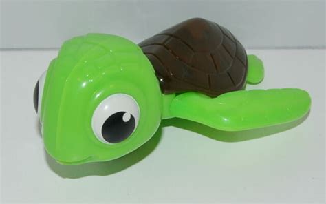 2003 Squirt Turtle 5 Mcdonalds Action Figure Bath Toy 7 Disney