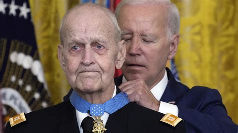 A Vietnam veteran pilot receives the Medal of Honor for a daring rescue