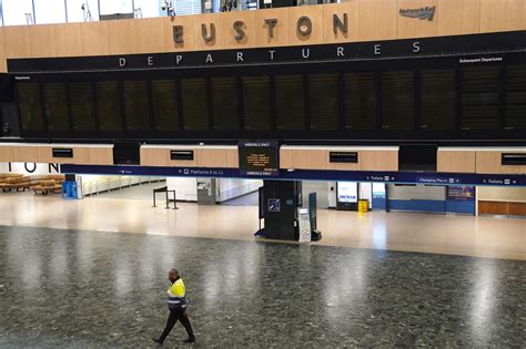 How much do train drivers earn? Why there is a rail strike today and