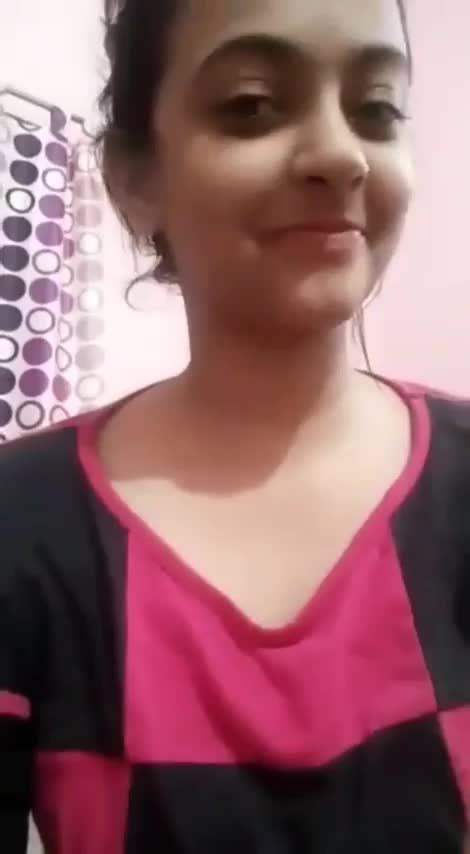 Desi Cute Grl Showing Herself For Her Bf ️🔥 Video 👇👇 Scrolller