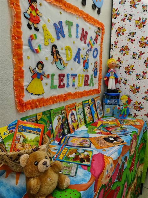 Cantinho De Leitura Na Sala De Aula