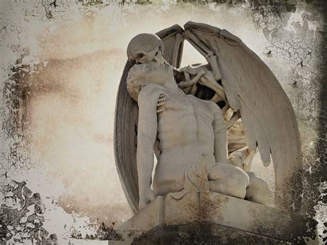 El Beso De La Muerte In Barcelona Cemetery Angels Graveyards Artsy Fartsy Barcelona Lion