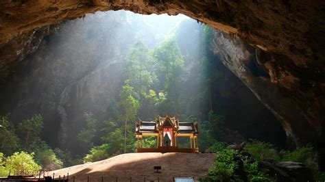 Cave Temple Phraya Nakhon Cave Khao Sam Roi Yot National Park Prachuap