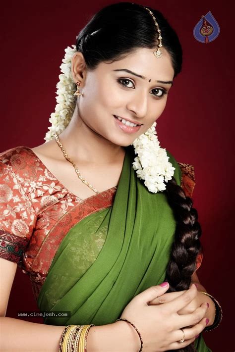 Telugu Serial Actress Archana Hot Photos