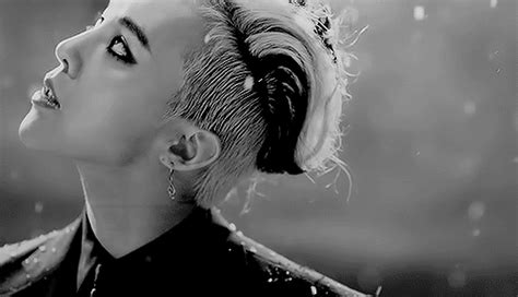 Posts about gif written by jinhichole18 and ragnarox13. g dragon gif on Tumblr