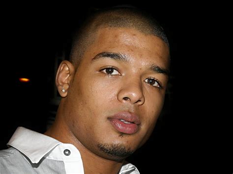 Mohammed ouali muay thai champions league xiv 30. Tyrone Spong