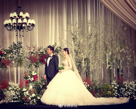 Browse & discover thousands of brands. Choo Ja Hyun and Yu Xiaoguang Exchange Vows at Their ...