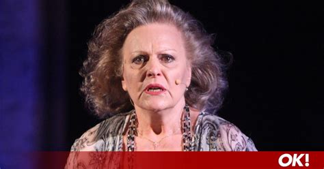 Όλγα Πολίτου: «Νιώθω πολύ θυμό, ο σύντροφός μου έφυγε "άνευ λόγου"»
