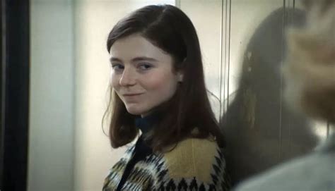 Anne Hathaway And Thomasin Mckenzie Star In First Trailer For ‘eileen Movie And Tv Reviews