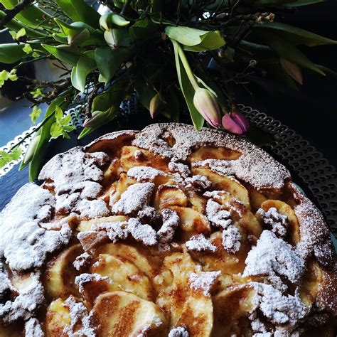 Verboten gut Apfelkuchen mit karamellisierten Walnüssen