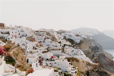 23 Things To Know Before Visiting Santorini Greece The Common Wanderer
