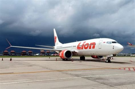 Berikut informasi dari harga promo tiket pesawat lion air murah terbaru 2020 yang di kemas sederhana oleh hargabelanja.com. Lion Air Bakal Turunkan Harga Tiket, Ini Alasannya