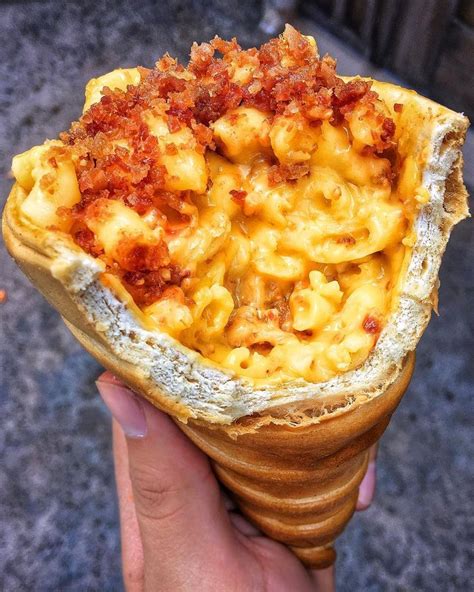 Bacon Mac N Cheese 🥓🧀 In A Bread Cone From Disneyland Food Bacon