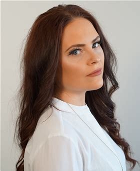 Hon fyller 52 år den 17 september och. Musikalartist lisette nilsson på StagePool