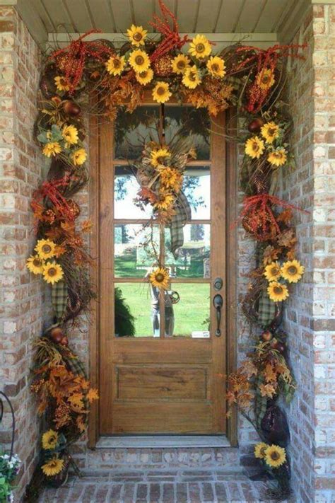 Check out these 65 halloween front door decoration ideas to scare your neighbors. Sunflower Garland For Front Door Autumn Deco Pictures ...