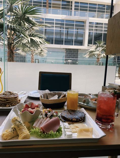 الرائد يفتح باب التسجيل في مدرسة أوكرانية نظامية. فطور الصباح كان بدعوه كريمه من مطعم : @BonjuCaferesto 🍳 من ...
