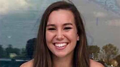 Mollie Tibbetts Father Tells Community To Turn The Page At Funeral