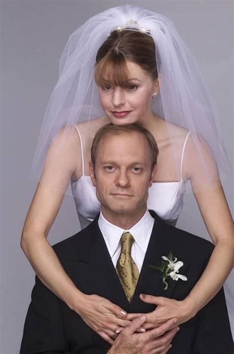 Daphne Moon Niles Crane Jane Leeves Moon Wedding Season 8 Sitcom Running Away Hyde