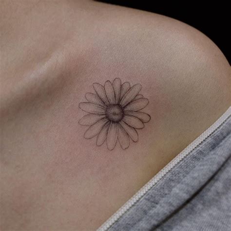 36 best and unique daisy flower tattoos for women Тату