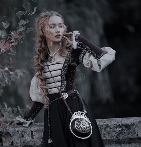 Medieval Medievalaesthetic Aesthetic Medieval Girl Medieval Dress