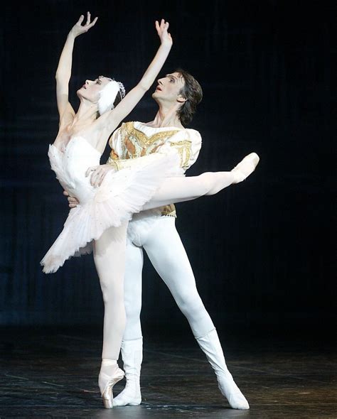 Swan Lake Nearly Sold Out Grand Rapids Ballet Adds 7th