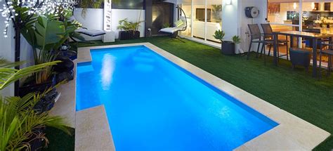 Choose from our fantastic range of fibreglass swimming pools. Windsor 5.5m x 2.6m - Gary West Pools
