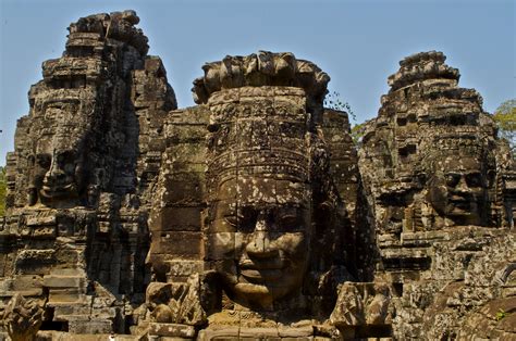Δείτε και τις 8.614 κριτικές για το angkor thom. Viva la Voyage: Photos: The Happy Monk at the Temples in ...