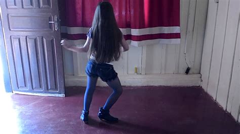 Show De Arrocha Menina De 8 Anos Dançando Youtube