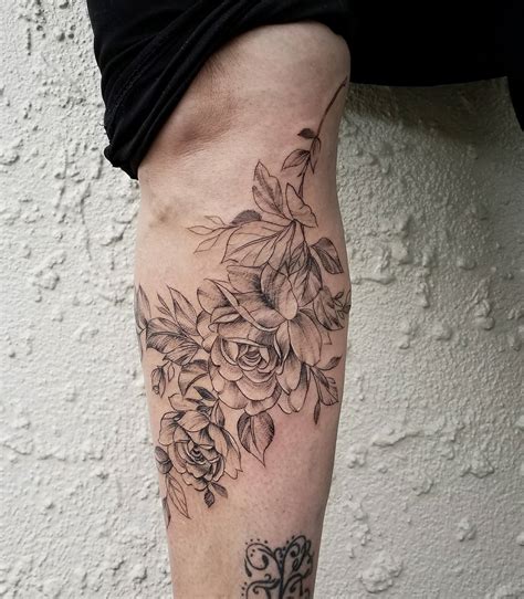 Since most varicose and spider veins are symptoms of vein disease, their treatment is typically covered by common insurance plans. Tattoo On Varicose Veins