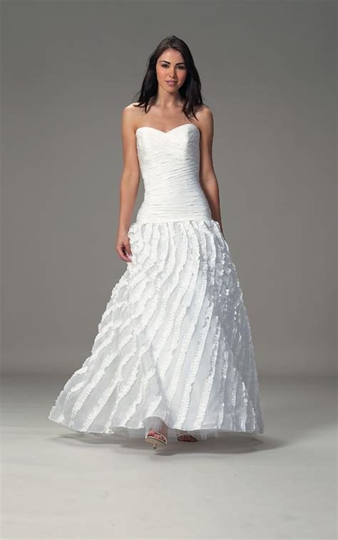 Find high quality and affordable valentine wedding dresses on edressit.com with high quality and low price. Liancarlo 4856 Wedding Dress on Sale, 79% Off | Wedding ...