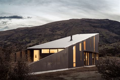 Wanaka Wedge House By Actual Architecture 谷德设计网
