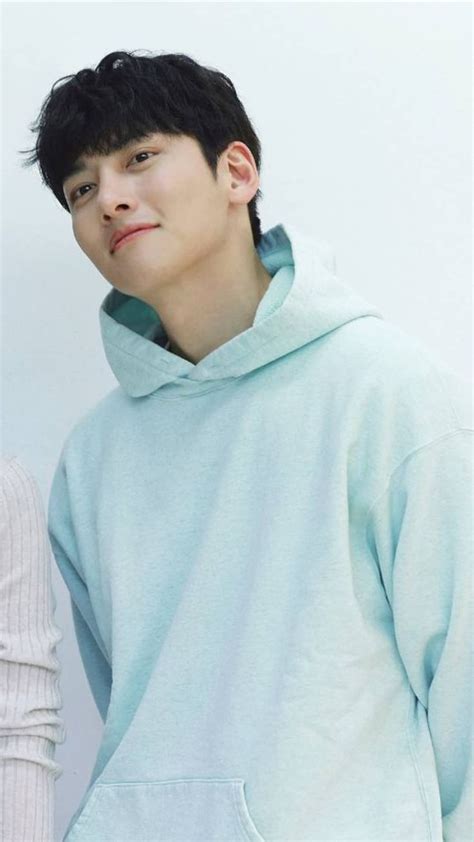 Ji chang wook is a south korean actor under glorious entertainment. Backstreet Rookie 2020 - Ji Chang Wook - 지창욱 - 2020