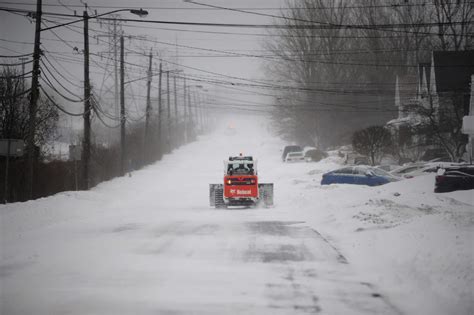 Frigid Monster Storm Across Us Claims At Least 24 Lives Pbs Newshour