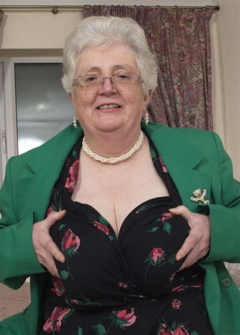 British Granny Playing With Her Voluptous Body Mature Porn Pics