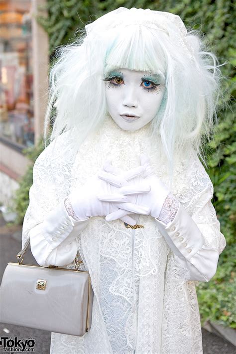 Shironuri Minori In Harajuku W White Lace And Tiny Bunny Tokyo Fashion